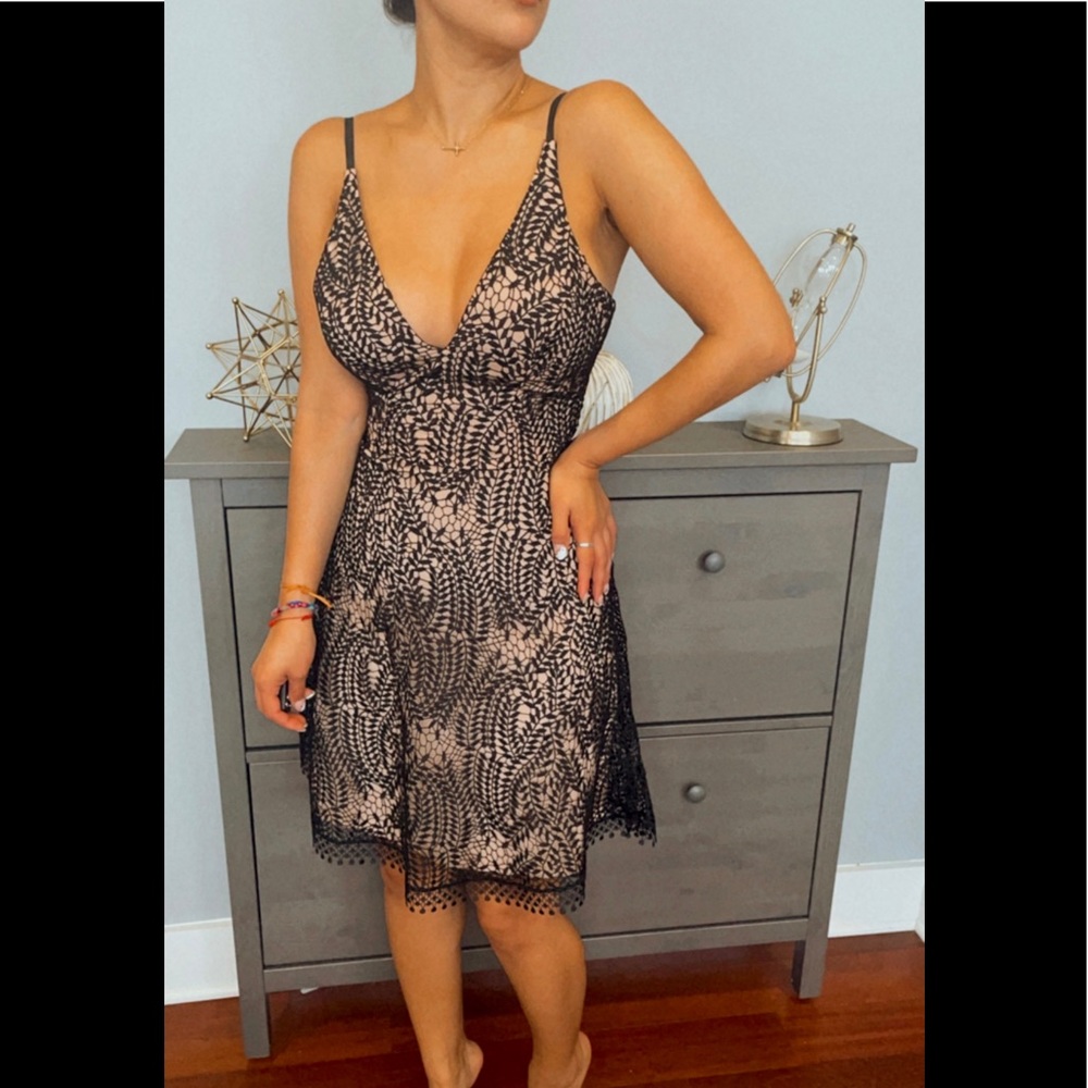 🆕 Dress The Population Dress